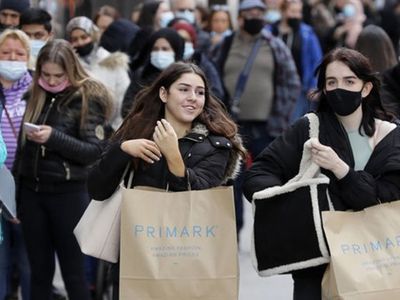 İngiltere'de Hindistan Varyantı İçin Alarmı Geçildi! Normalleşme Kararı Ertelendi!