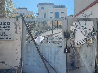 İnsanlık dramı: Yeryüzü Doktorları’nın Gazze'deki kliniği İsrail tarafından yıkıldı! Acil yardım çağrısı