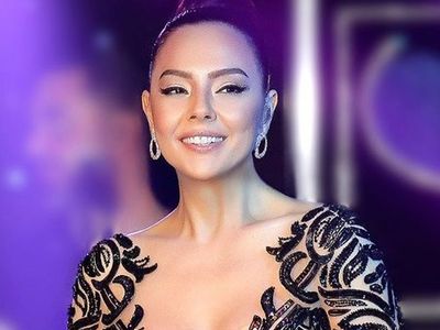 Iraklı milyarderle aşk yaşadığı konuşulan Ebru Gündeş'in gerçek aşkının evli bir iş insanı olduğu ortaya çıktı