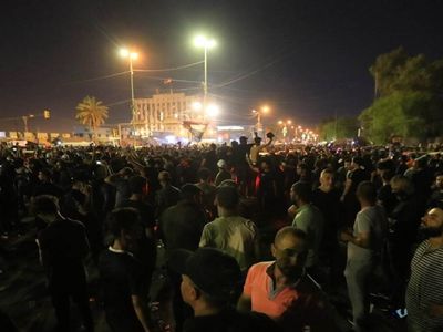 Irak’ta ayaklanmalar sürüyor: Siyasi kaos çatışmaya dönüştü! Çok sayıda ölü ve yaralı var