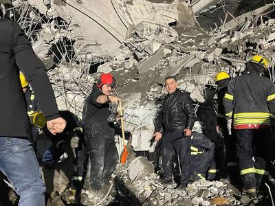 İran Devrim Muhafızlarından balistik füzeli saldırı! 4 kişi hayatını kaybetti