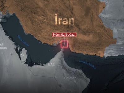 İran Hürmüz Boğazı’nı Tüm Gemilere Kapattı