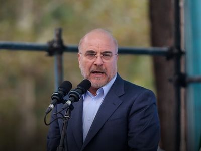 İran’dan Müzakerelerde Sert Tutum: “Haklarımız Korunmadan İmza Atmayacağız”