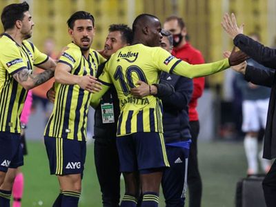 İrfan Fenerbahçe'de İlk 11'e Geri Dönüyor