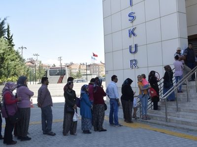 İŞKUR'dan Binlerce Kişiye İş İmkanı