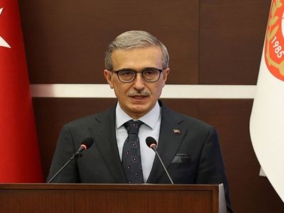 İsmail Demir Kimdir?