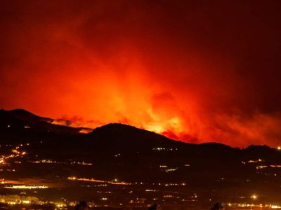 İspanya’da yangın felaketi durmuyor: 26 bin kişi tahliye edildi