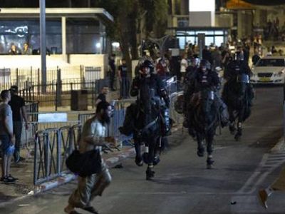 İsrail Polisinden Filistinlilere Sert Müdahale