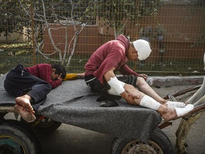İsrail yardım bekleyen Filistinlilerin canına kıydı!