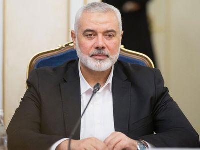 İsrail’den Hamas’ın siyasi lideri Heniyye’nin ailesine bombalı saldırı!