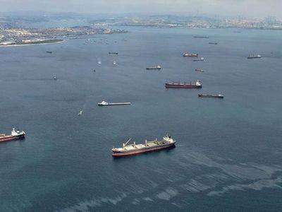 İstanbul Boğazı'nda korkutan görüntü: Kilometrelerce öteden göründü