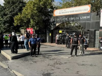 İstanbul Emniyeti'nden Okul Önlerinde Sıkı Denetim