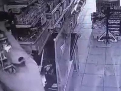 İstanbul Esenyurt'ta market soygunu: Aynı gün içinde iki markete girdi