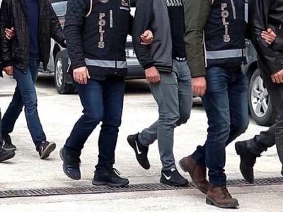 İstanbul gece hayatına büyük operasyon: Ünlü mekânlarda uyuşturucu ve silah çıktı