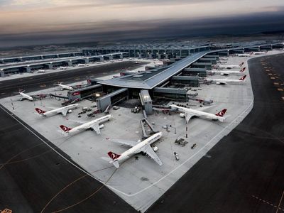 İstanbul Havalimanı yine rekor kırdı: Tüm zamanların zirvesine ulaştı