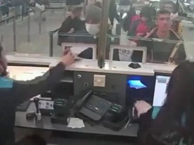 İstanbul Havalimanı'nda Panikleten Anlar! ABD'li Diplomat Suçüstü Yakalandı