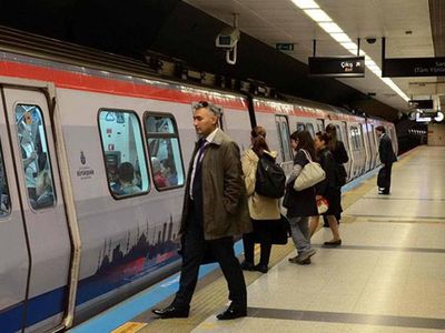 İstanbul Metrosu Sefer Saatlerini Düzenledi