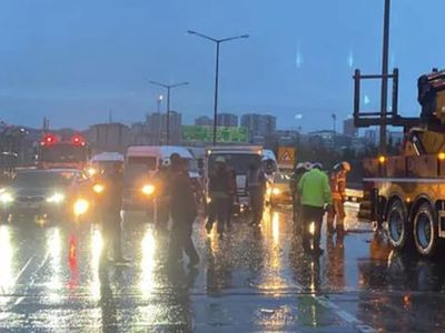 İstanbul TEM Otoyolunda zincirleme kaza