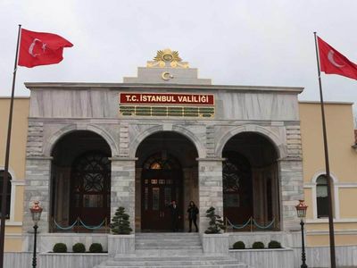 İstanbul Valiliği kararı açıkladı: Suriyeliler kayıtlı oldukları illere dönecek