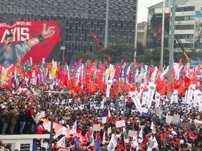 İstanbul Valiliği’nden 1 Mayıs açıklaması: Toplu taşımaya kısıtlama getirildi