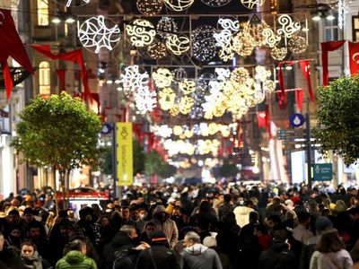 İstanbul Valisi yılbaşı tedbirlerini açıkladı: 55 bin 556 personel görev yapacak