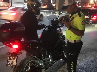 İstanbul’da abartı egzoz denetimi: Cezalar ardı sıra geldi