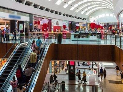 İstanbul’da AVM’ler 17.30 Kadar Açık Kalacak