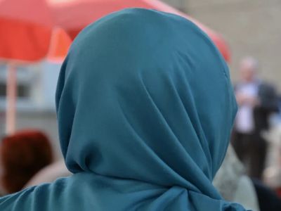 İstanbul'da Başörtülü Öğrenci Staj Yerine Alınmadı, Kolej Yetkilisine Hapis Cezası Verildi