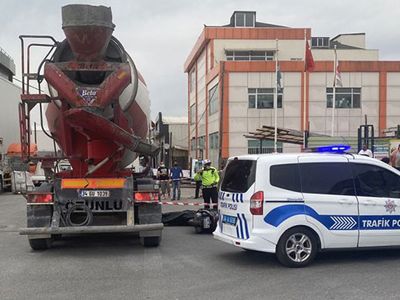 İstanbul’da Beton Mikseri Altında Kalan Motosiklet Sürücüsü Öldü