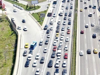 İstanbul'da Kısıtlama Öncesi Trafik Yoğunluğu Yüzde 67'ye Ulaştı