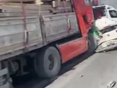 İstanbul'da korkunç zincirleme kaza! İş çıkışı trafik kilitlendi: Yaralılar var