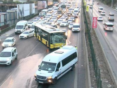 İstanbul’da korkutan kaza: 2 İETT otobüsü çarpıştı