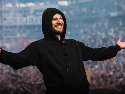 İstanbul'da Max Korzh hareketliliği: Konser için ek uçak seferleri konuldu