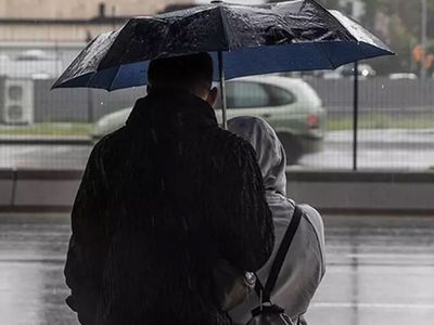 İstanbul'da sağanak yağış uyarısı! Meteoroloji tüm vatandaşları uyardı şemsiyesiz sokağa çıkmayın