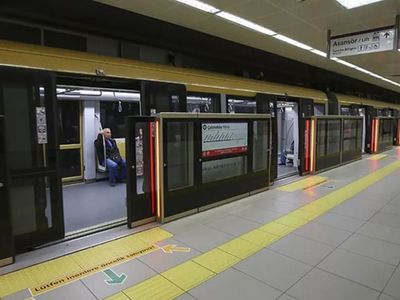 İstanbul'da toplu taşımaya kar düzenlemesi: Marmaray ve metro seferlerinin saatleri uzatıldı!