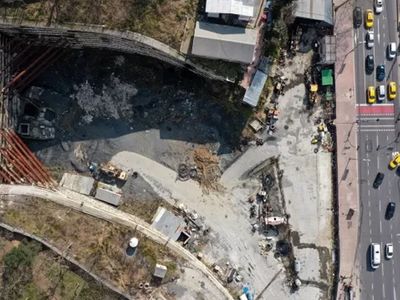 İstanbul'da Trafiği Rahatlatacaktı: İBB'nin Engellediği Tünel Harabeye Döndü!