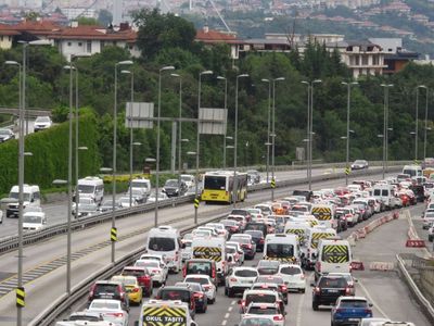 İstanbul’da Trafik Durma Noktasına Geldi!