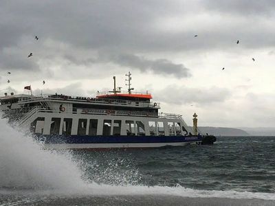 İstanbul’da ulaşıma hava engeli: Çok sayıda sefer iptal edildi