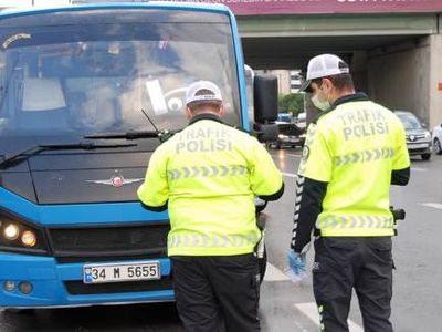 İstanbul'da 60 Yaş Üstü ve 20 Yaş Altı Vatandaşa Ulaşım Yasağı