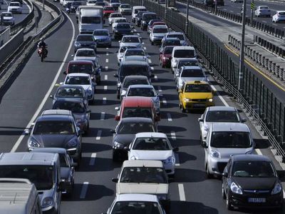 İstanbul'da yollar neden trafiğe kapalı? 15 Mayıs 2022 Pazar