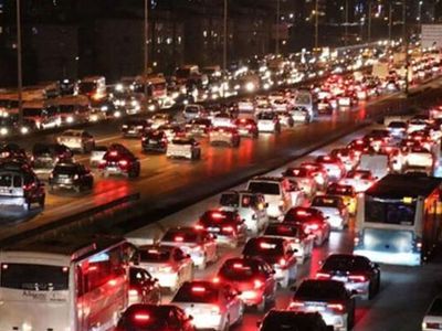 İstanbul'un Trafik Çilesi Bitmiyor, Yeni Haftanın İlk Günü Trafik Yoğunluğu Yüzde 57 Olarak Açıklandı!
