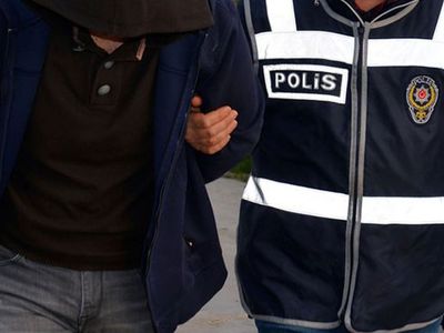 İzinli Polis Ve Bekçiler Kaçak Şüpheliyi Yakaladı