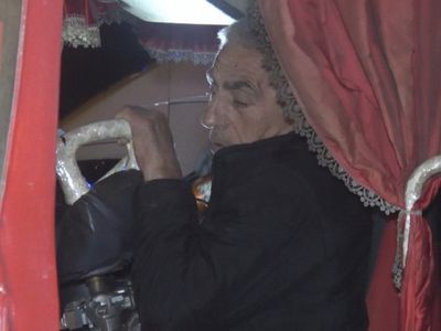 İzmir'de Kaza Yapan Kamyon Sürücüsü 1 Saatte Kurtarıldı