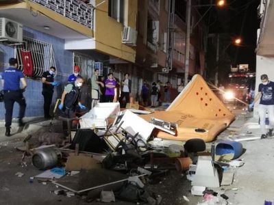 İzmir'de Kiracı Ortalığı Birbirine Kattı