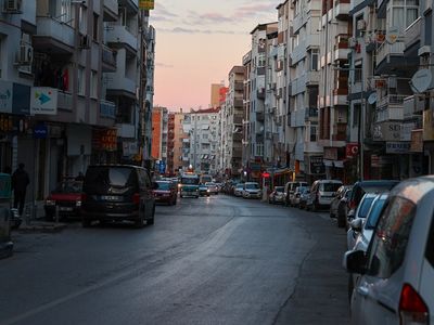 İzmir’de korkutan deprem