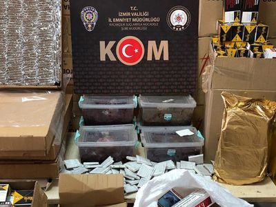 İzmir'de Piyasa Değeri 6 Milyon Değerinde Kaçak Ürün Yakalandı!