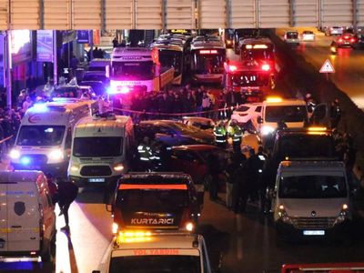 İzmir’de zincirleme kaza: 2 ölü, 7 yaralı var