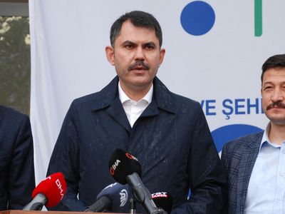 İzmir'e Kentsel Dönüşüm Müjdesi! Bakan Kurum Açıkladı