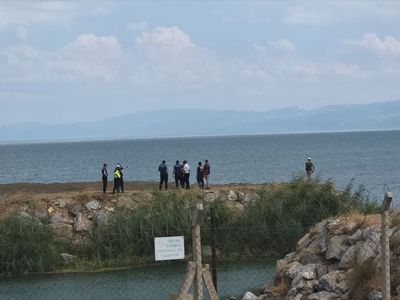 İznik Gölü'nde Kaybolan Çocuk İçin Arama Çalışmaları Devam Ediyor