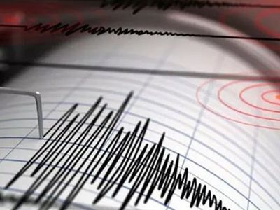 Japonya'da korkutan deprem: Tohoku'da 7.3 büyülüğünde deprem meydana geldi